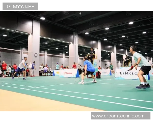 成都羽毛球队的节奏与魅力探秘：羽毛球运动在蓉城的蓬勃发展