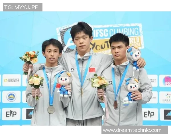 重庆攀岩队勇夺最新攀岩团队协作TOP10榜首引领潮流 重庆攀岩队勇夺最新攀岩团队协作TOP10榜首引领潮流