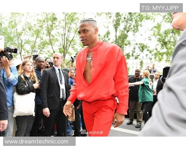 吴亦凡与威少的巅峰对决：两位巨星在各自领域的精彩碰撞与影响力分析