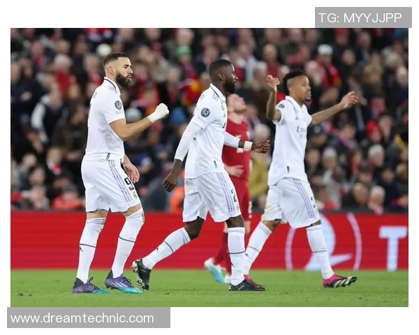 吕迪格的足球之路：从默默无闻到世界舞台的闪耀明星