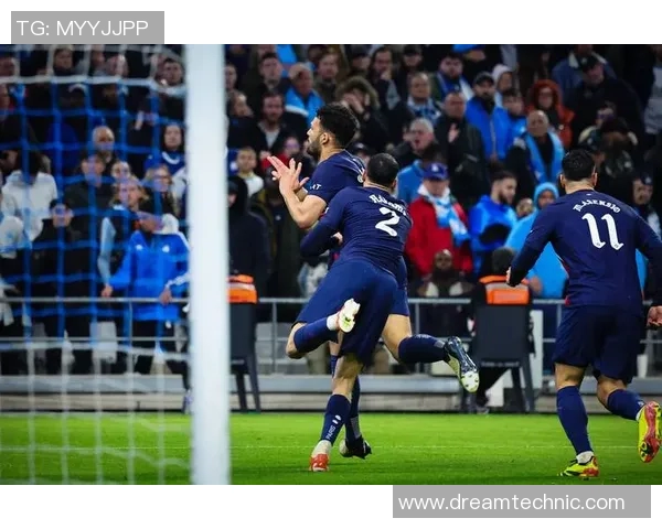 巴黎圣日耳曼与马赛激战前瞻分析谁能在法甲巅峰对决中胜出