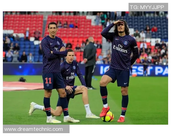 拜仁与巴黎圣曼的精彩对决直播全程回顾与分析