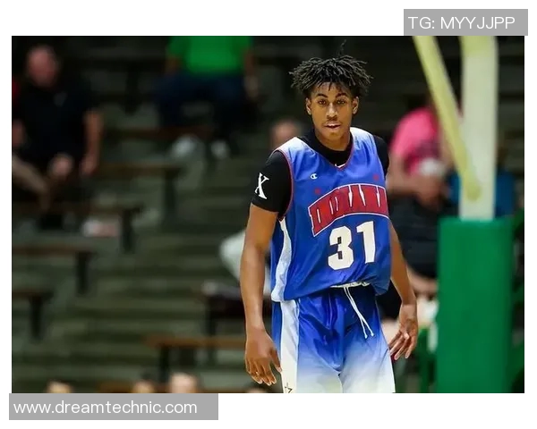 杰登艾维的崛起之路：从大学篮球新星到NBA未来之星的成长历程