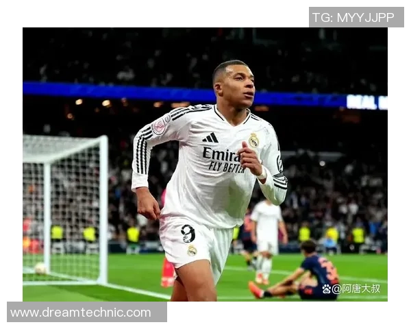 皇马逆转拜仁惊险晋级本泽马加时赛绝杀成英雄