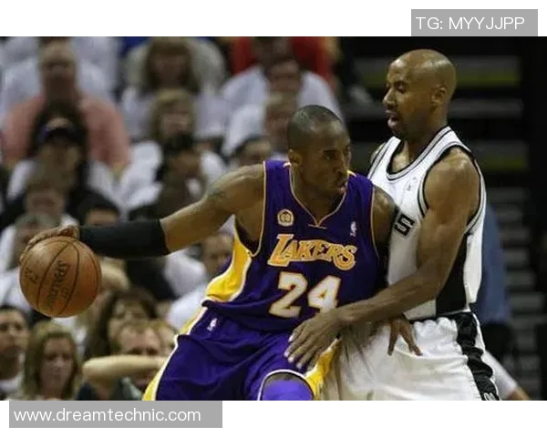 科比在2008年对阵马刺的经典对决回顾与精彩瞬间分析