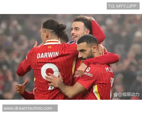 谢菲尔联迎战曼联英超激战双方争夺三分精彩对决即将上演