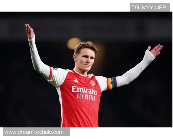 厄德高引领新潮流探索足球战术与球员发展的未来之路